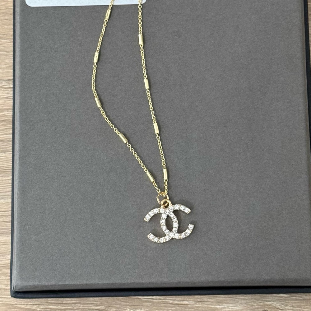 Fashion pendant necklace new